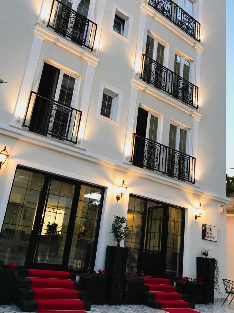 Ruby Palace Вльора Екстер'єр фото